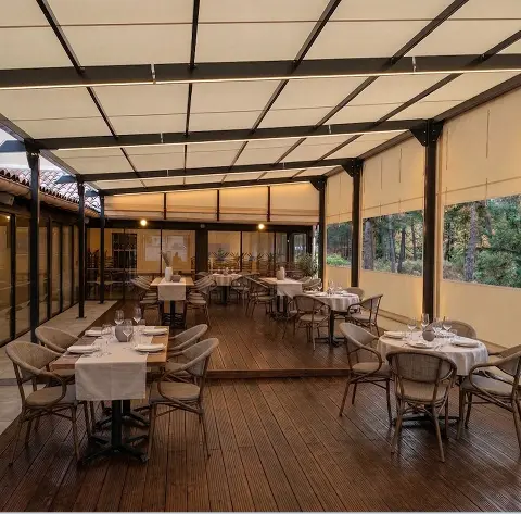 HÔTELLERIE DE PLEIN AIR &  RESTAURATION